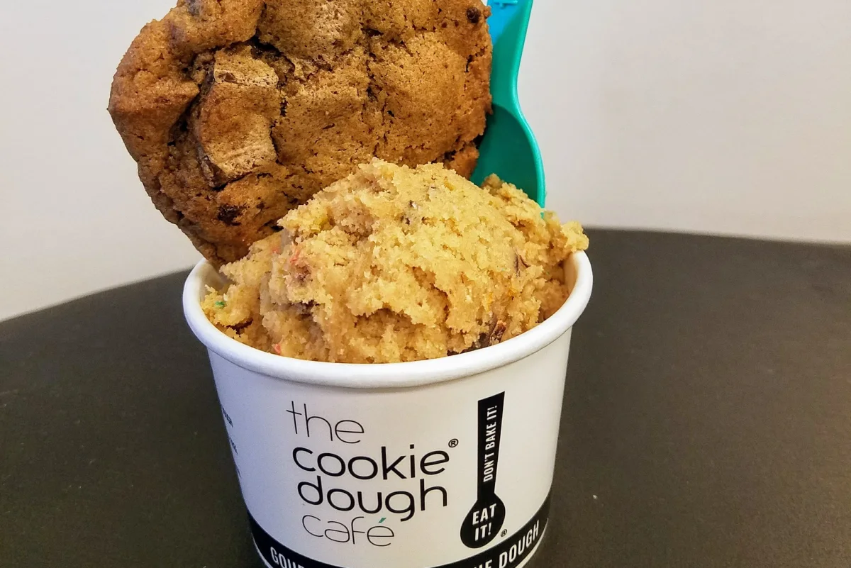 the cookie dough cafe