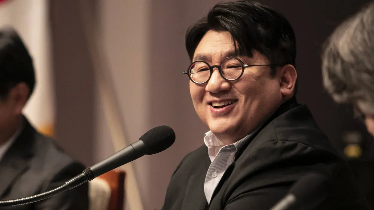 Net Worth of Bang Si-Hyuk