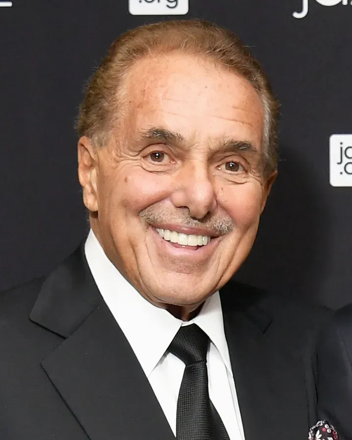 Leonard Riggio's Net Worth